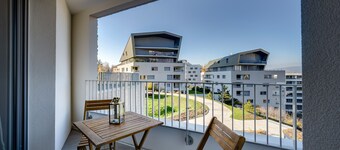 Le Paradis - Beautiful T2 ideally located with garage