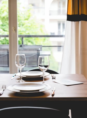 Dining. The Parc des Raisses - T2 for 4 people