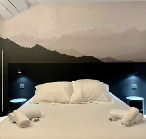 1 bedroom, WiFi, bed sheets