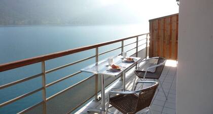 Spectacular! 2 bedrooms apartment at the Lake shores with parking