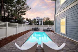 Pool - Holiday Availability! LSV! Short Walk to Beach! Private Pool! 4 Adult Bikes!