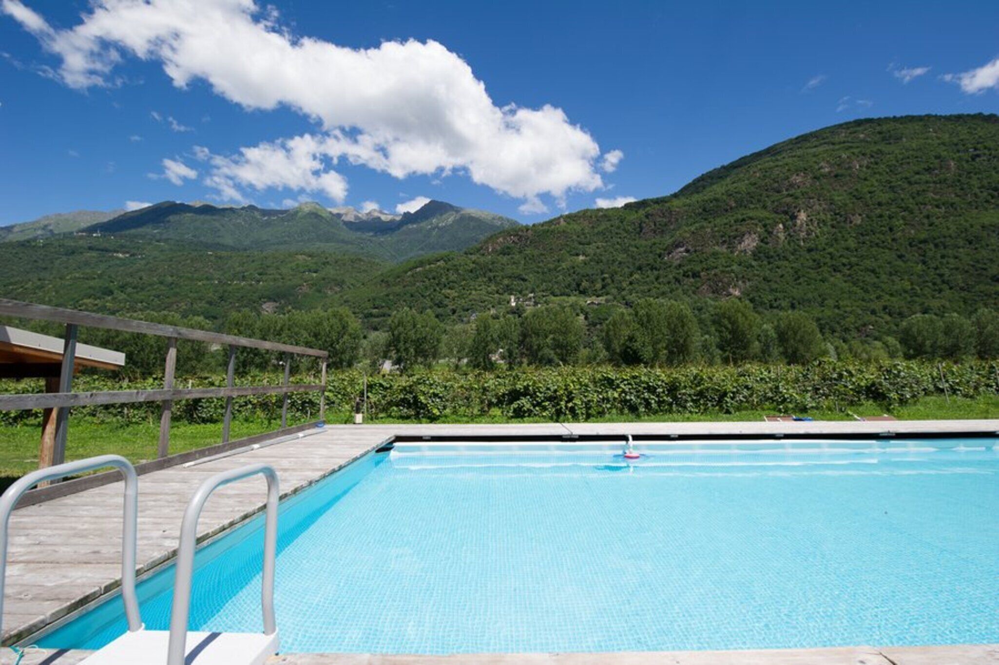 Et oppvarmet basseng