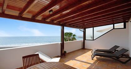 Ferienhaus "Las Vistas" mit Meerblick, privater Terrasse & WLAN
