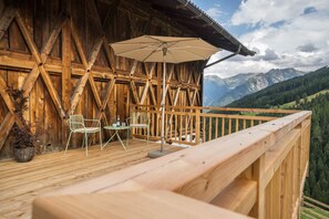 Property grounds - Apartment 'Mucher Veit' with Mountain View, Shared Garden and Wi-Fi (Moso in Passiria)