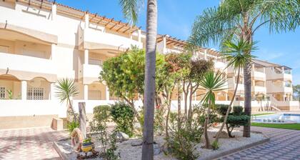 Ferienwohnung "Playasol" mit Gemeinschaftspool, privater Terrasse und Klimaanlage
