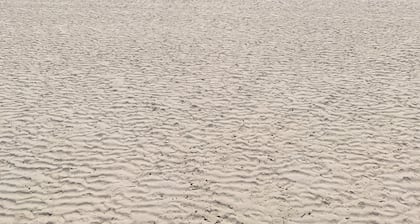 L'il Southshore - 2 storey on Esplanade