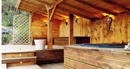 Villa spa relaxation in a green setting