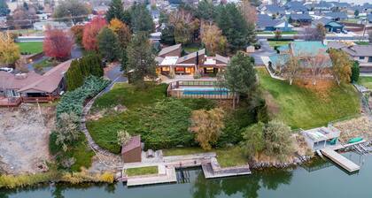 Stunning Mid-Century Inspired Lake House, Private Pool, Jet-ski & Boat Dock!