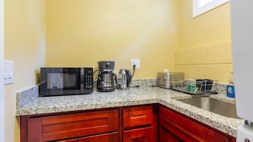 Fridge, microwave, coffee/tea maker, electric kettle