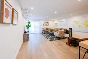 Smart TV, fireplace, offices