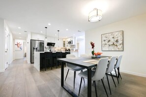 Dining - @ Marbella Lane - Exquisite Home | 3BR (Sunnyvale)