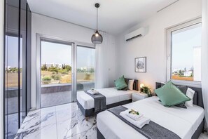 4 bedrooms, WiFi, bed sheets