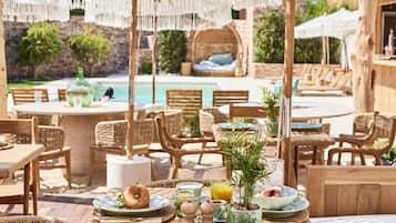 Servei de restauració a l'aire lliure