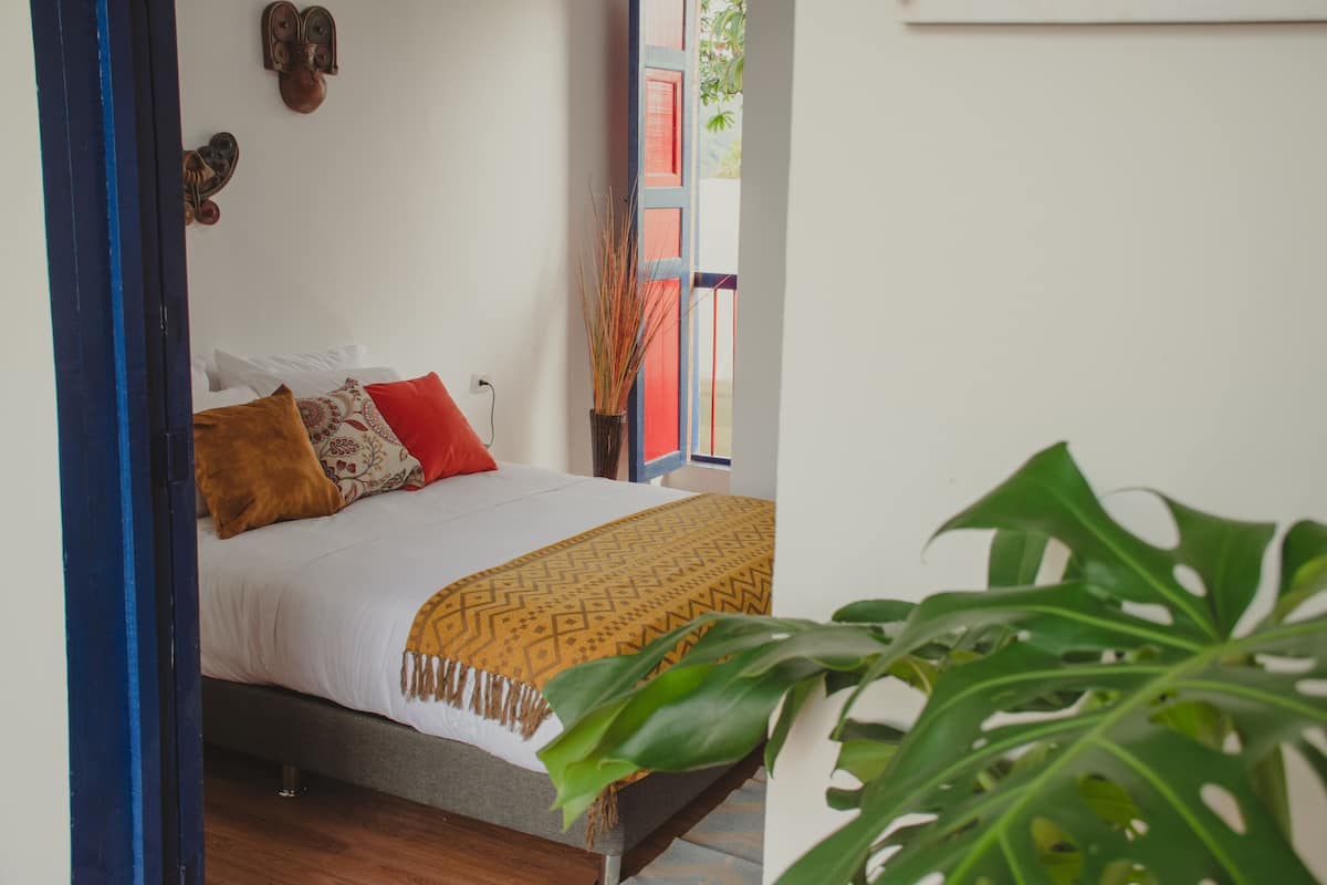 Phòng Tiêu chuẩn | Bộ đồ giường cao cấp, chăn bông, nệm có lớp đệm bông 