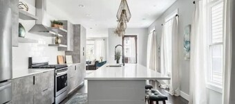 Luxurious 3,000 Square Foot House Downtown