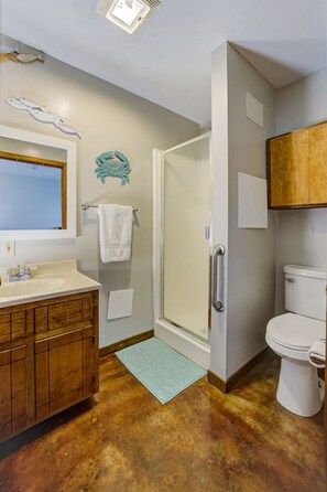 Bathroom - Eagle Landing Hotel Room 2 (Vicksburg)