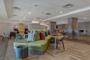 Lobby - Home2 Suites by Hilton Las Vegas Southwest I-215 Curve (Las Vegas)