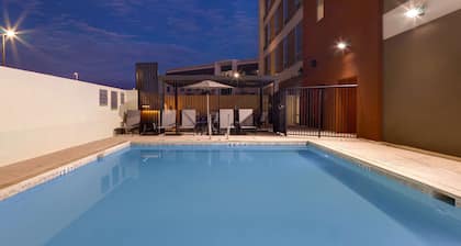 Home2 Suites by Hilton Las Vegas Southwest I-215 Curve