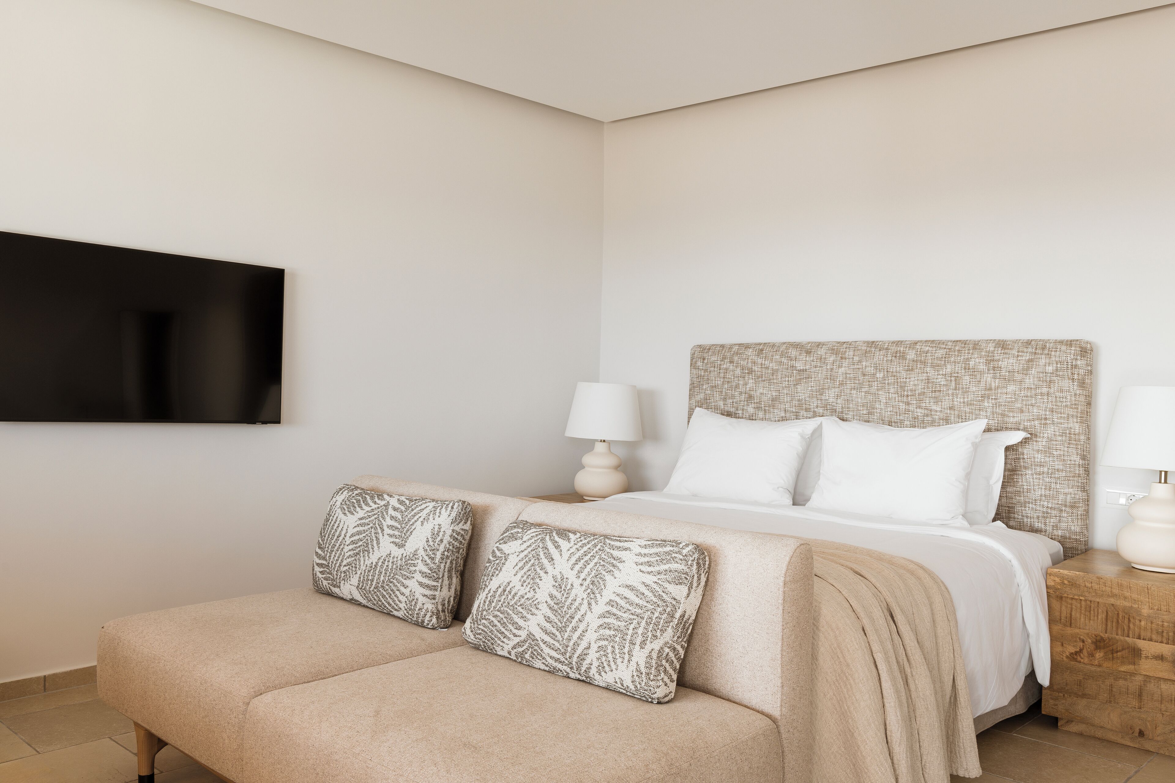Amaria Beach Resort Santorini amenities photo 10