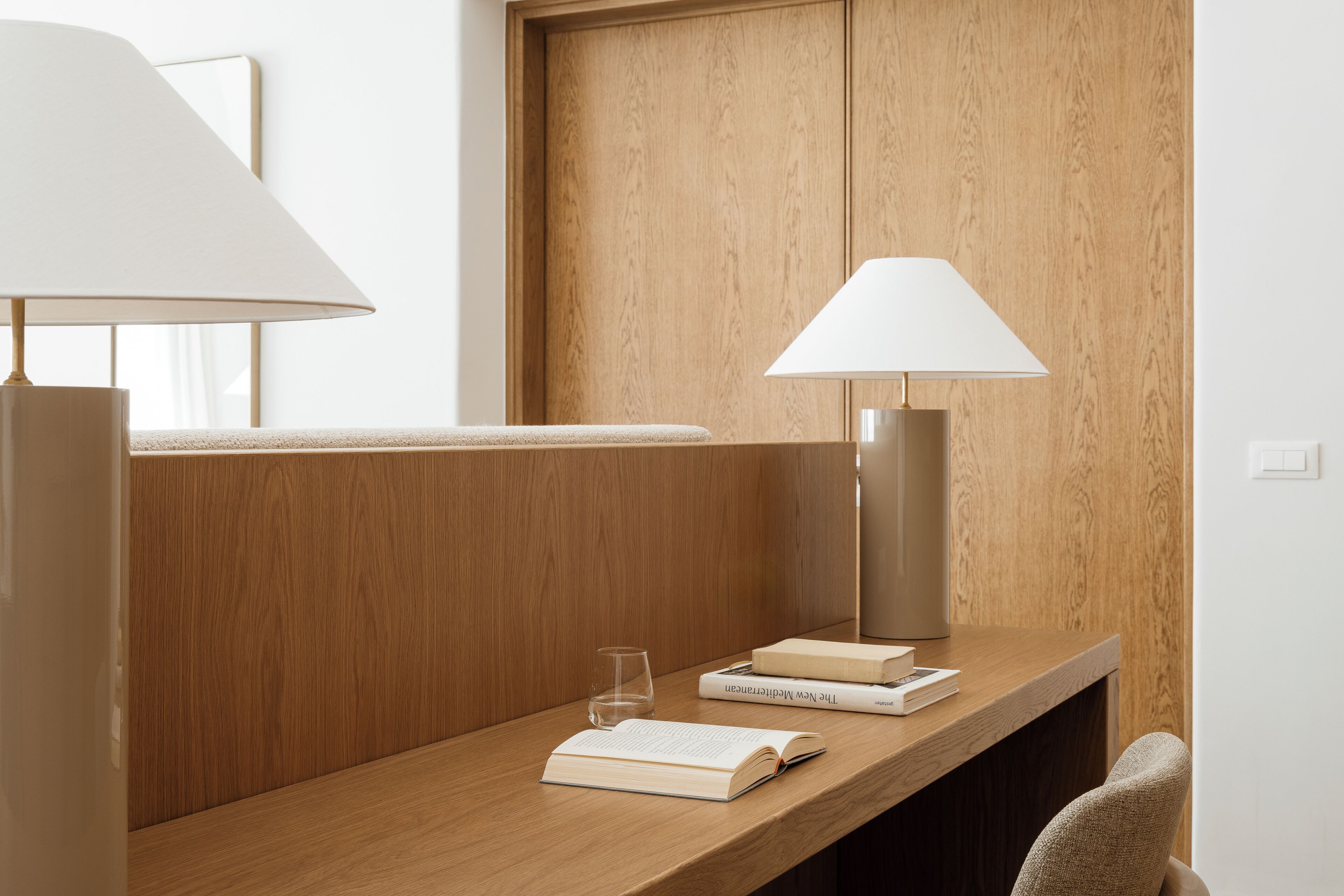 grand room, sea view, sea facing | 2 bedrooms, minibar, in-room safe, desk