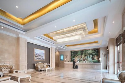 Vienna Hotel (Hengnan Nanyue Airport)