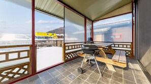 Basic Room, 1 Bedroom (Bawuisol(Individual playground)) | Exterior - Gapyeong Walkingoncloud Pension&glamping (Gapyeong)