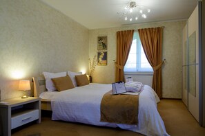 6 habitaciones, wifi y ropa de cama 