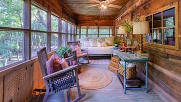Luxury Cabin | 1 bedroom, free WiFi