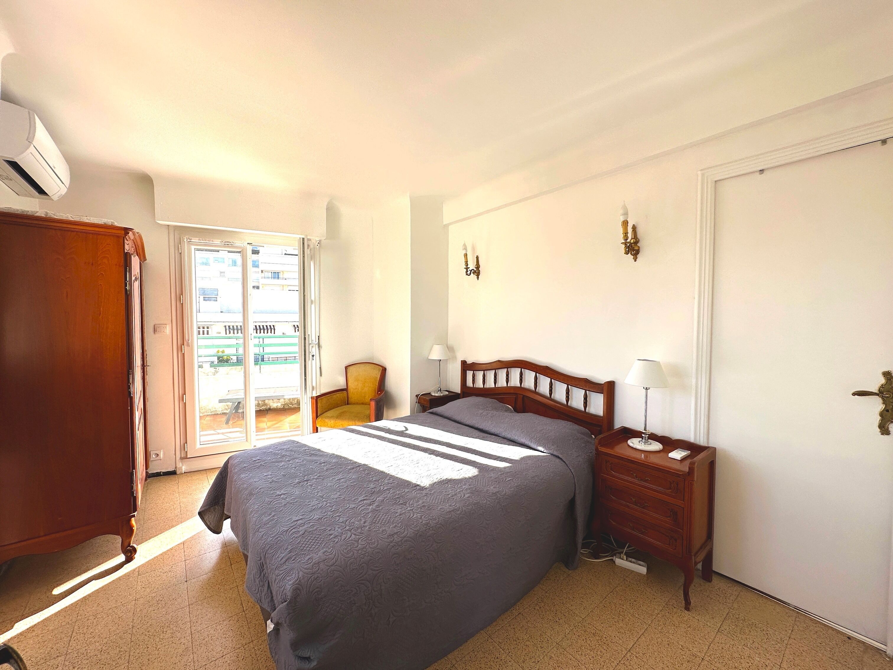 1 makuuhuone, silitysrauta/-lauta, internet, vuodevaatteet