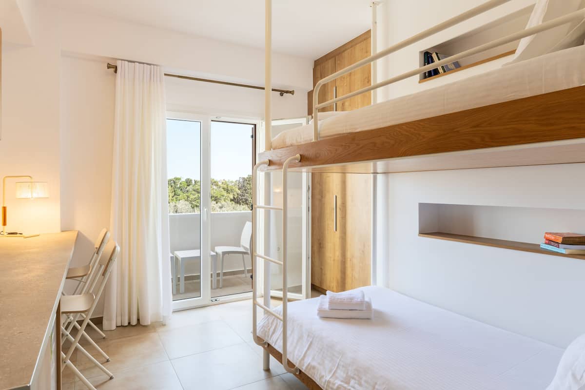 Room (Just the 2 of Us Room) | Pemandangan dari bilik