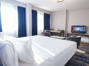 Luxury Room | Desk, laptop workspace, free WiFi - Andijan international hotel (Andijan)