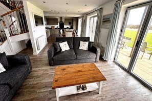 Smart-TV, Tischtennisplatte