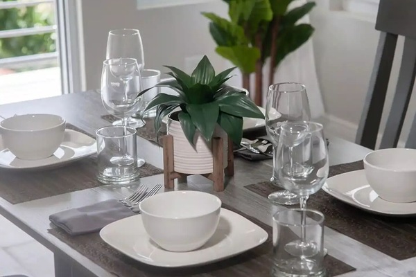 Long Bay Villa @ SeaScape (Dining Area)