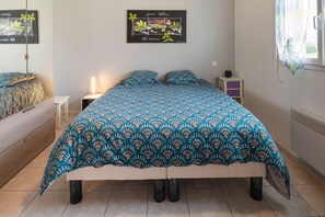 3 camere, ferro/asse da stiro, lenzuola, accesso in sedia a rotelle