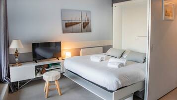 Fer et planche Ă repasser, Wi-Fi gratuit, draps fournis