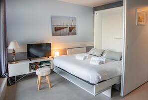 Strykejern/-brett, wi-fi (inkludert) og sengetøy