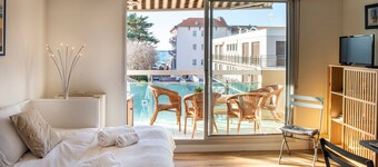 Pause Moulleau - terrasse et parking coeur Moulleau