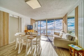 Interior - Le Baikonour - Station de ski à 2 pas (Villarembert)