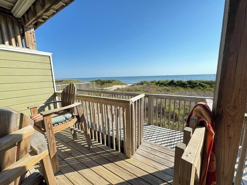 Beachfront Condo!  Seawalk Retreat - Oceanfront views and immediate beach access