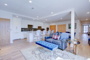 Condo | Living area