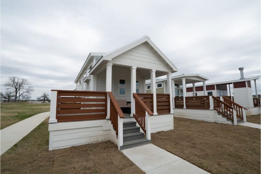 The Ladybird - Luxury Tiny Home in Austin, TX