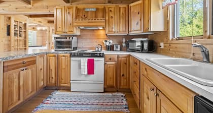 45th Parallel - Where Life Is in Balance         "Spacious Lakefront Cottage"