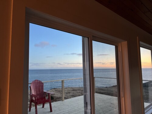 Oceanside Hot Tub Getaway