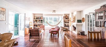 Miro Villa, Meco, Sesimbra