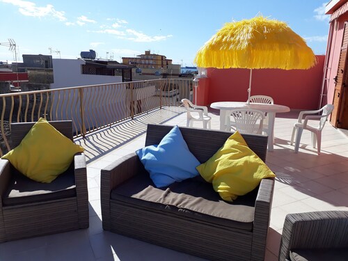 Paradise Terrace 150 mt Pietre Nere beach