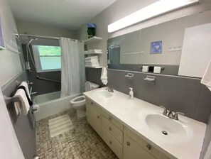 Shower - Room for 10 and unlimited hot water!! (Cary)