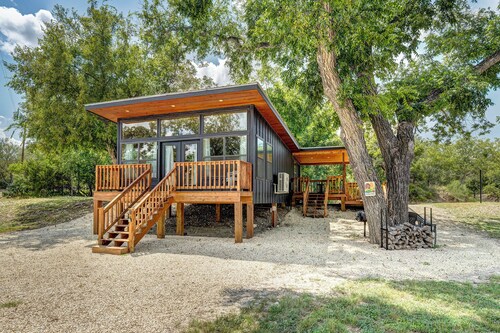 A cabin in the Texas Hill Country offers spectacular views of the Nueces River.
