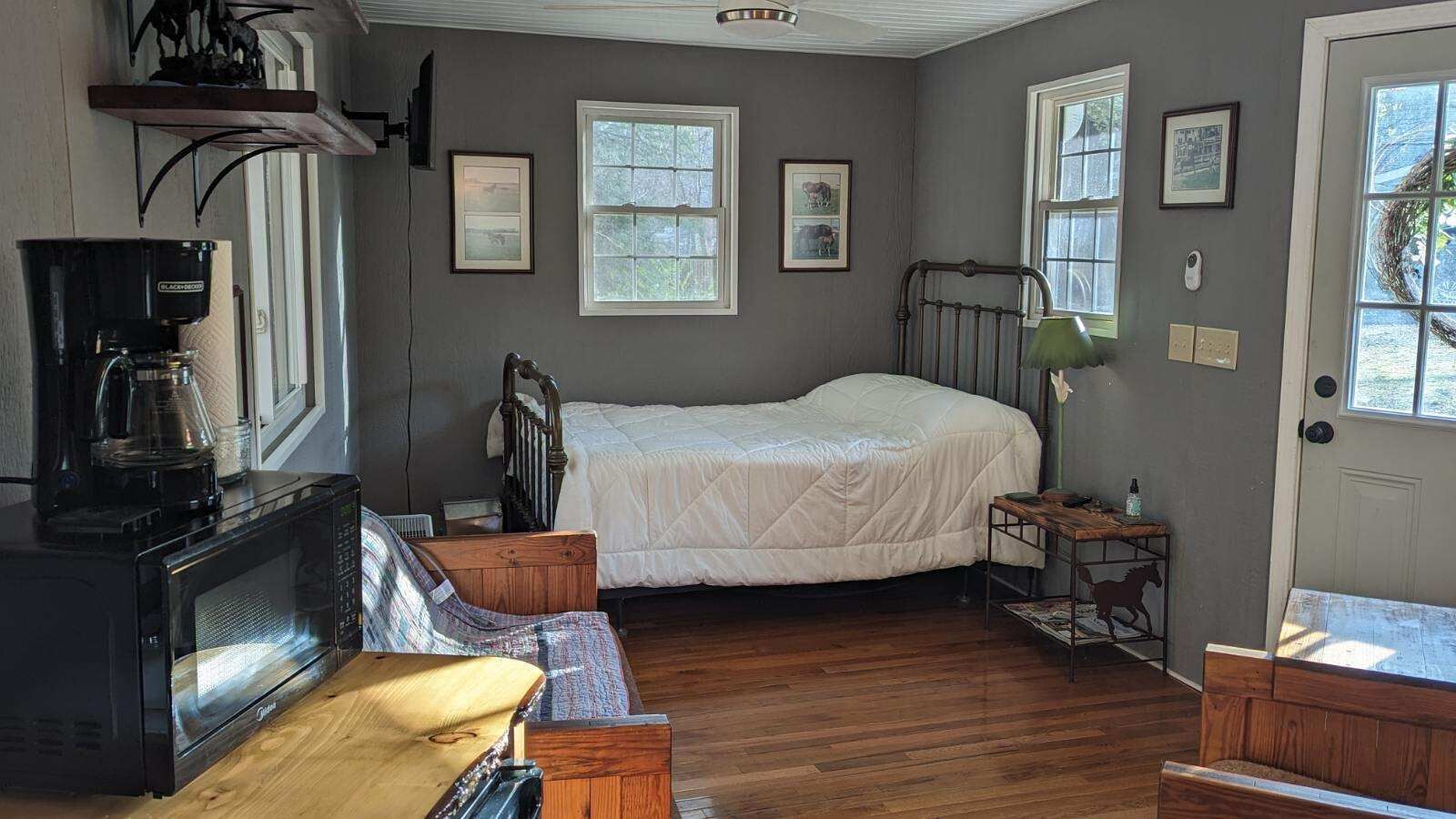 1 Bedroom Studio Cottage Base Camp For Adventure
