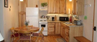 Cozy Cottage~Mini Golf! ~Aeneas Valley