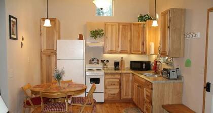 Cozy Cottage~Mini Golf! ~Aeneas Valley